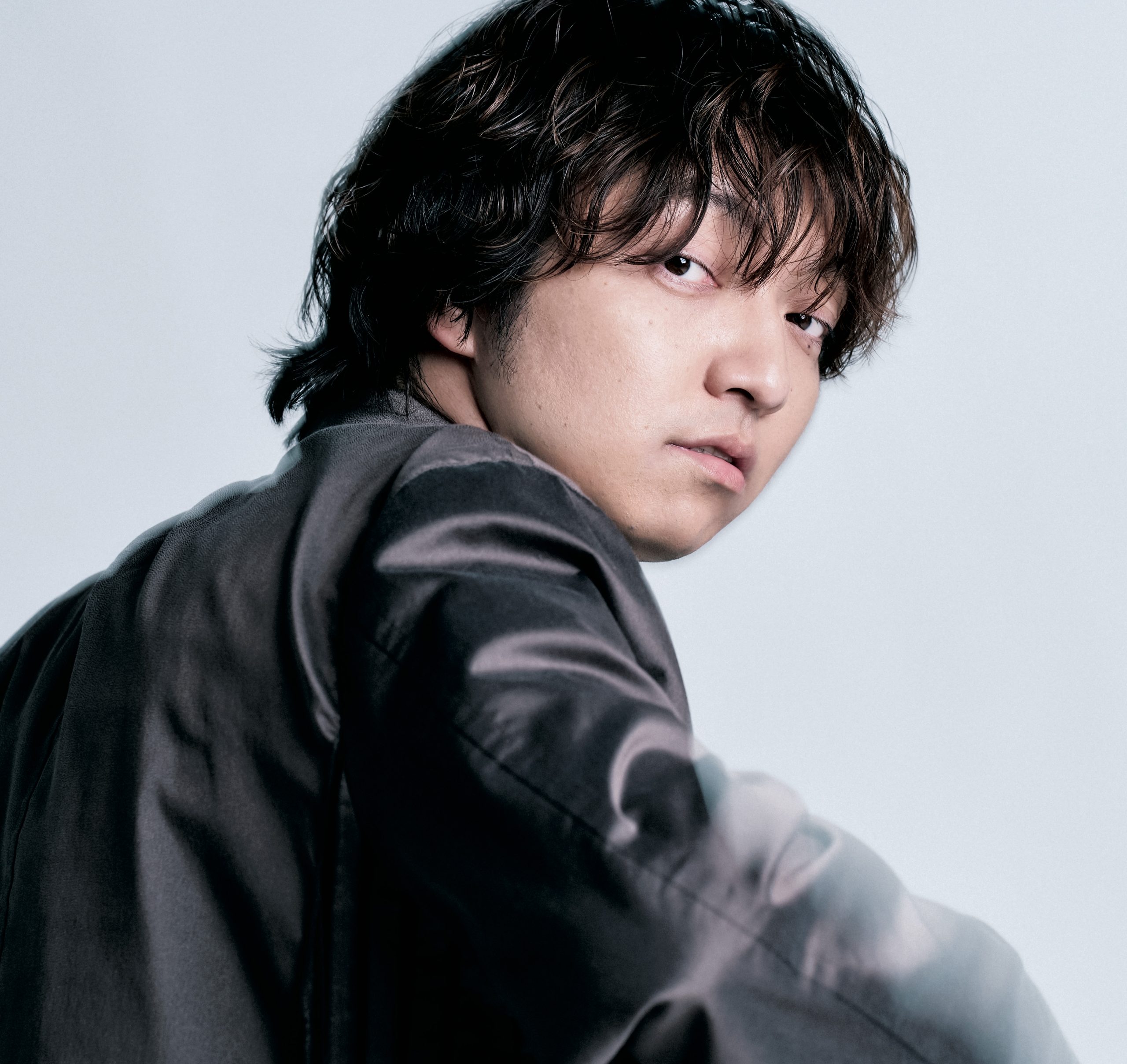 三浦大知、7年ぶりに新アルバム「OVER」リリース！ファッション誌「Oggi」に登場