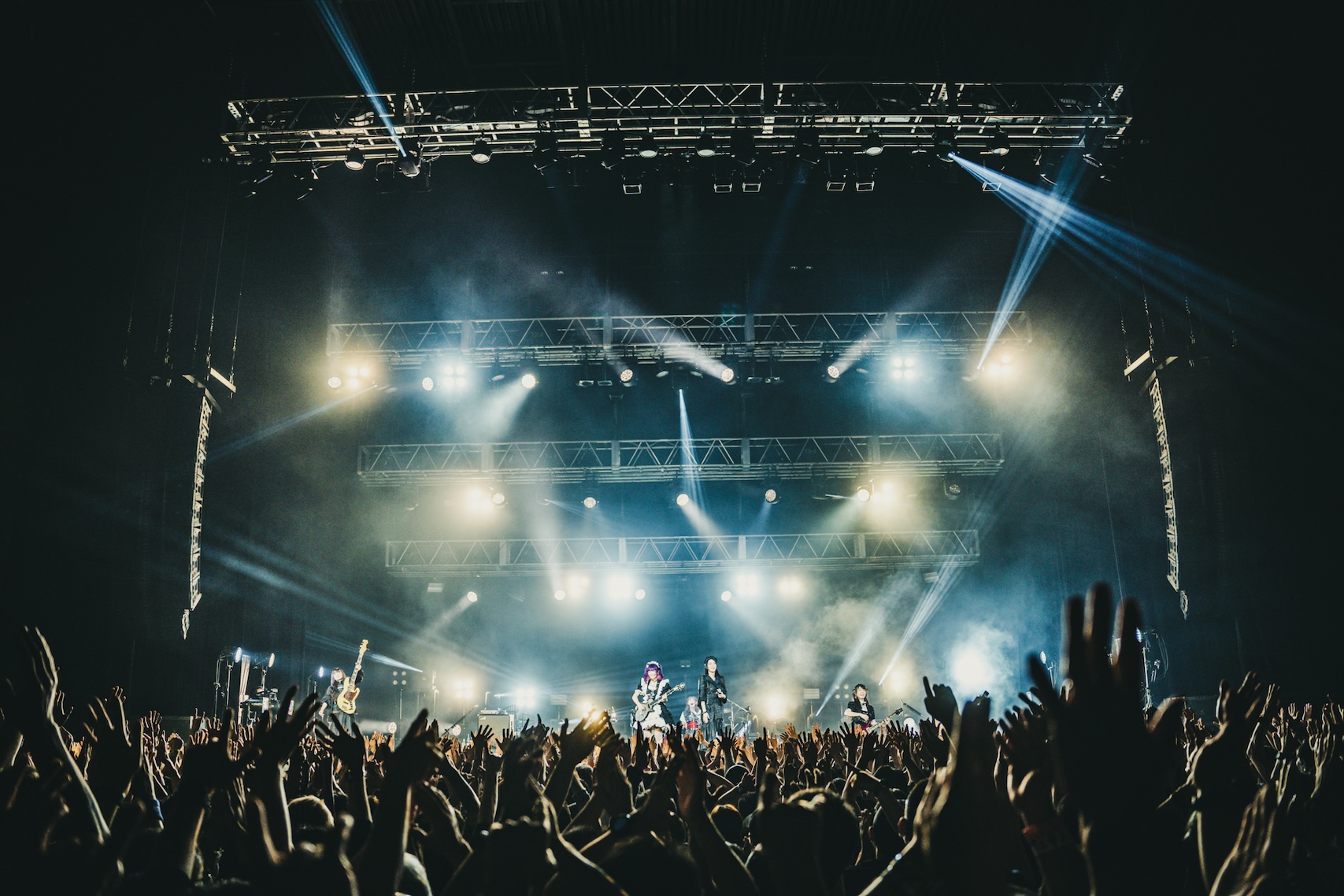 【ライブレポート】BAND-MAID“メイドの日”にスペシャル公演を開催！コロナ禍以降のリリース＆未発表曲で固めた全22曲を披露！