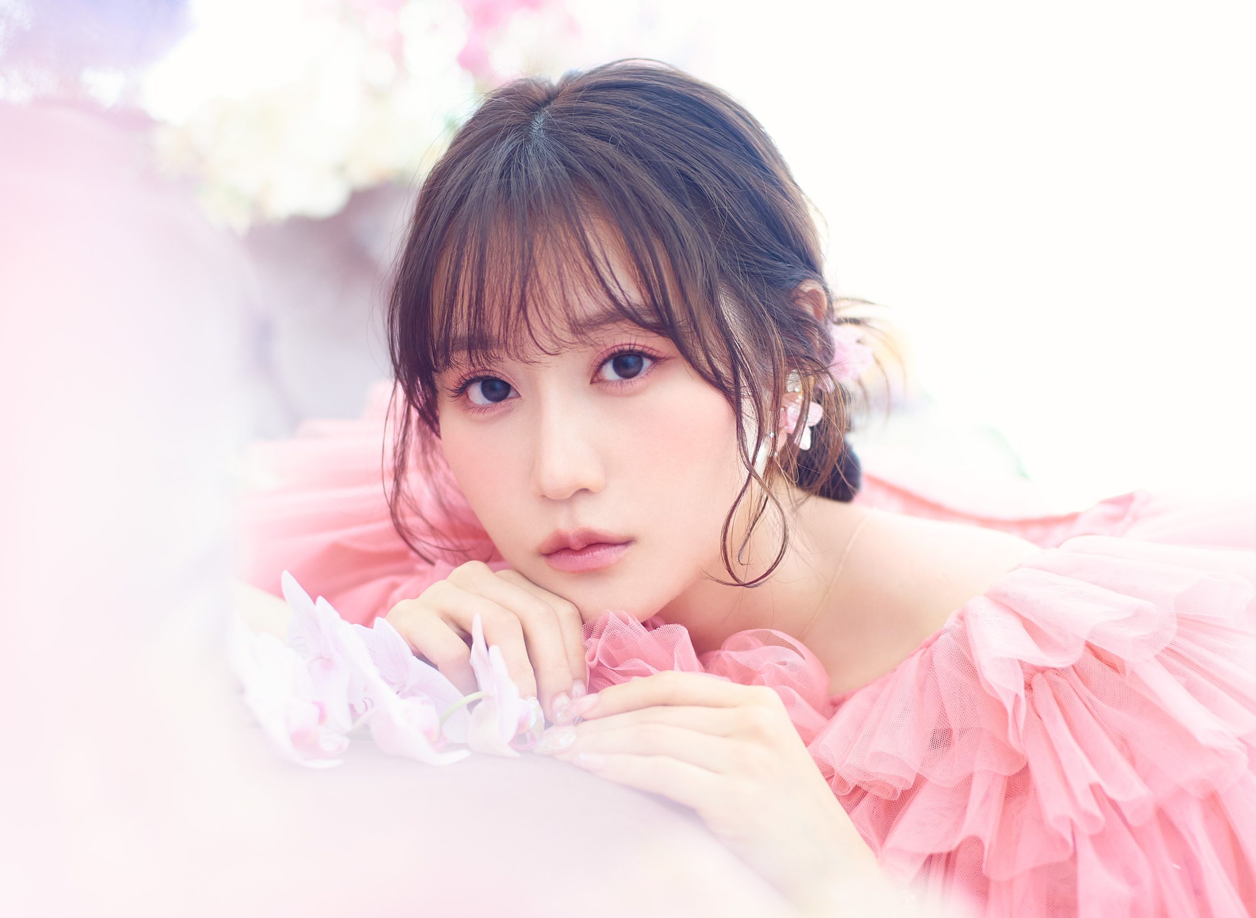 小倉 唯、Newアルバム「Bloomy」が2024年9月18日（水）に発売決定！新アーティスト写真やリリース記念イベント情報などが、一挙解禁！