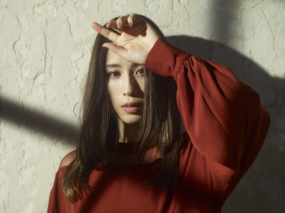 Uru、11月26日発売のシングル「プラットフォーム」よりキリンジの名曲「エイリアンズ」カバーのリリックビデオを公開